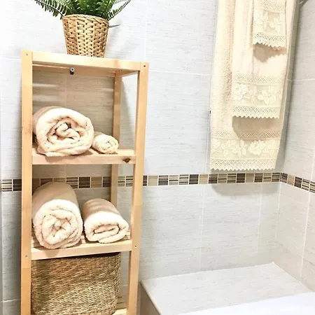 Apartamento 1 Centrico Garaje Wi-fi Para Trabajar Castro Urdiales