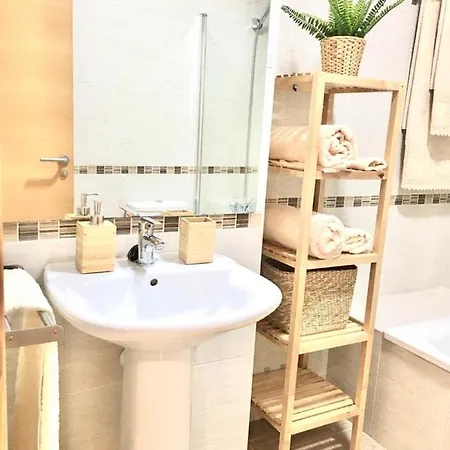 Apartamento 1 Centrico Garaje Wi-fi Para Trabajar Castro Urdiales
