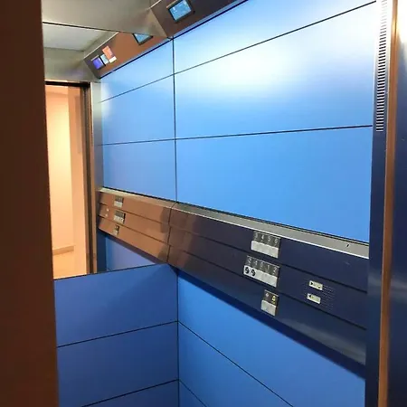 Apartamento 1 Centrico Garaje Wi-fi Para Trabajar