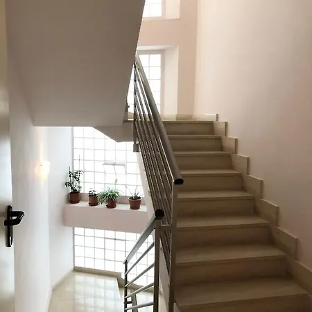 Apartamento 1 Centrico Garaje Wi-fi Para Trabajar Apartment