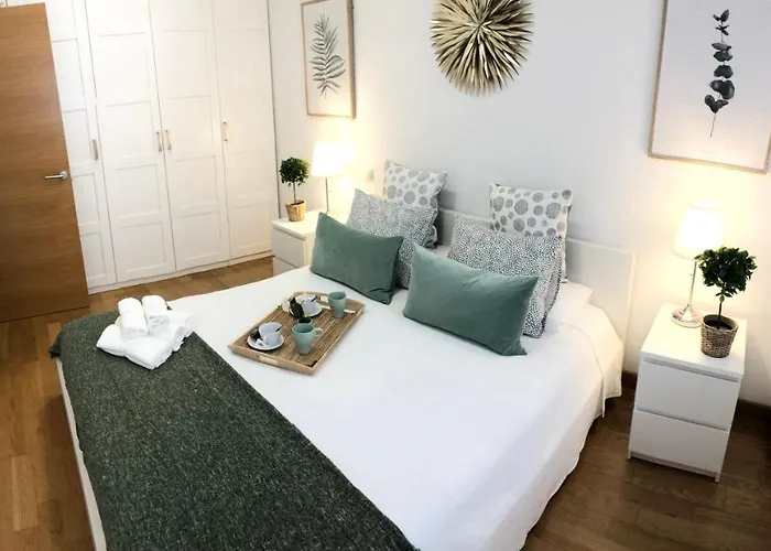 Apartamento 1 Centrico Garaje Wi-fi Para Trabajar * Castro Urdiales