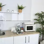 Apartamento 1 Centrico Garaje Wi-fi Para Trabajar * كاسترو أورديالس