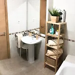 شقة Apartamento 1 Centrico Garaje Wi-fi Para Trabajar *