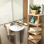 Apartamento 1 Centrico Garaje Wi-fi Para Trabajar شقة *