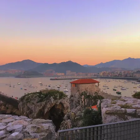 Apartamento 1 Centrico Garaje Wi-fi Para Trabajar Apartment